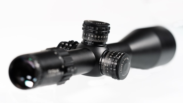 Element Optics Titan (MOA EHR-1C, 5-25x56)